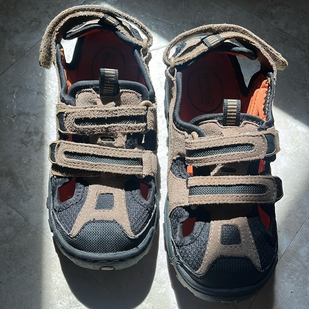 Sperry Top- Sider. Off Road ATS ll Boys US size 1.5 M